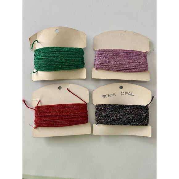 Vintage Metallic Yarn - Lot of 17 - Checkpoint Needlepoint Columbia Minerva - Picture 5 of 8